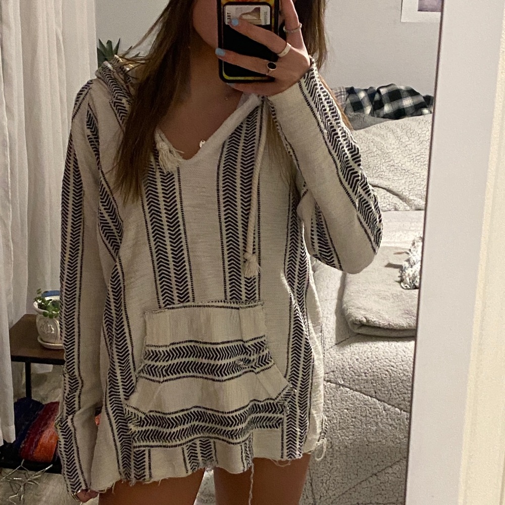 Beachy sweatshirt